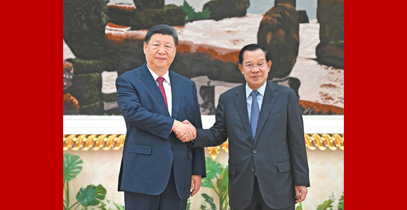 習(xí)近平會(huì)見(jiàn)柬埔寨人民黨主席、參議院主席洪森